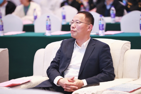 郑小强获评省“优秀民营经济人士”称号